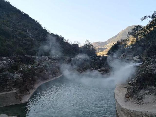 加入谁知道这副对联是什么意思?,解锁无限知识星球。